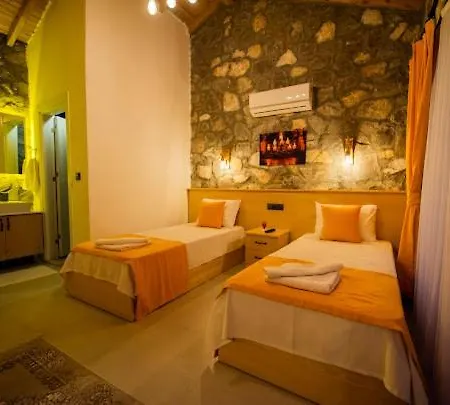 Yigit & Ege & Yagiz - Happy Villalari Hotel *