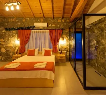 Yigit & Ege & Yagiz - Happy Villalari Hotel